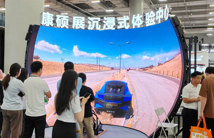 大型悬挂式球幕飞行影院怎么样？投资成本多少钱
