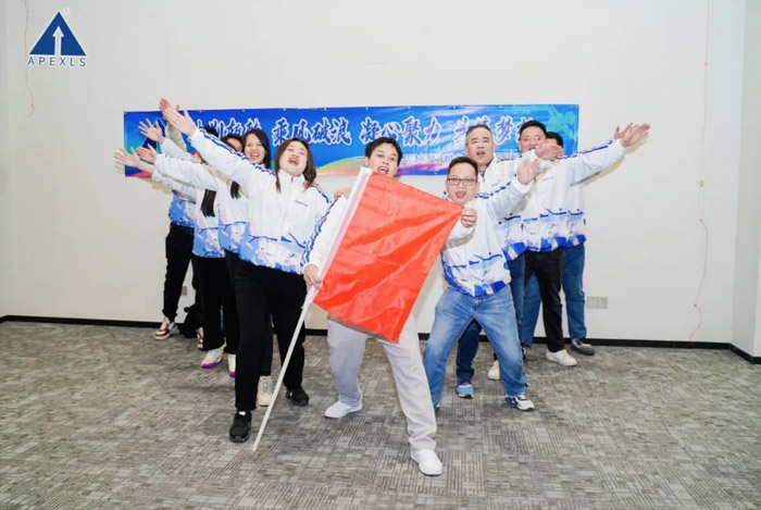 “披荆斩棘、乘风破浪”| 康硕展2023年度营销中心及干部团建活动圆满结束