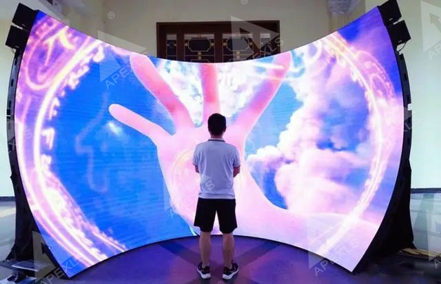 5D悬空飞行影院投资多少钱 ？