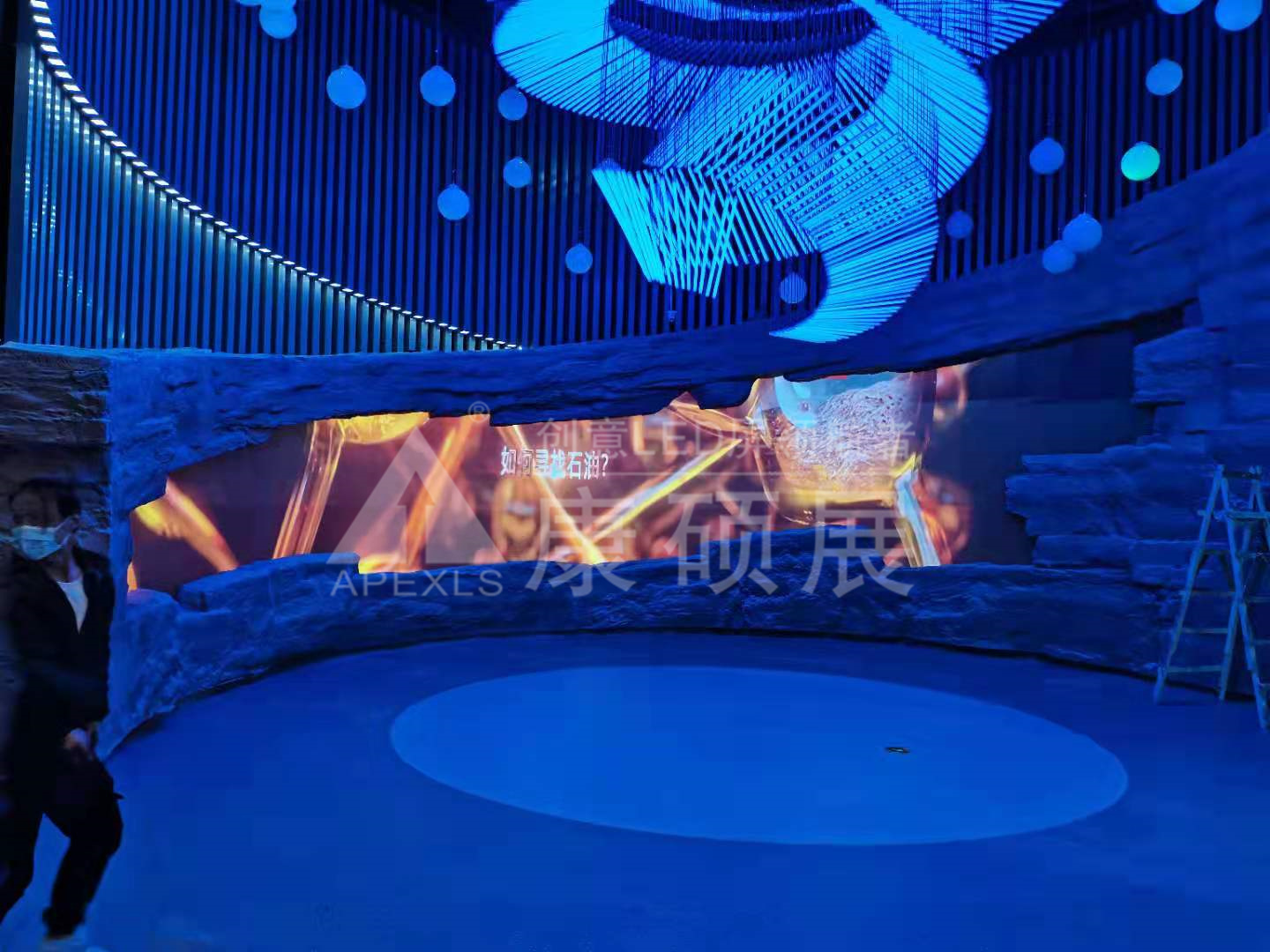 ?山东东营胜利油田博物馆发展史厅异形屏