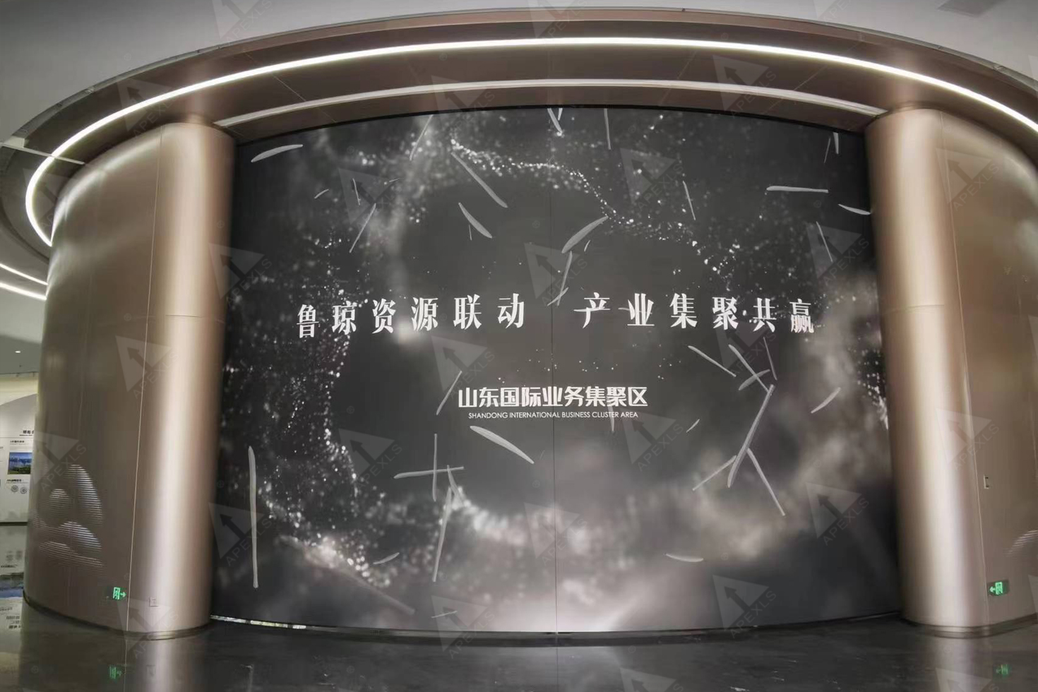 ?？诿览记?LED小间距
