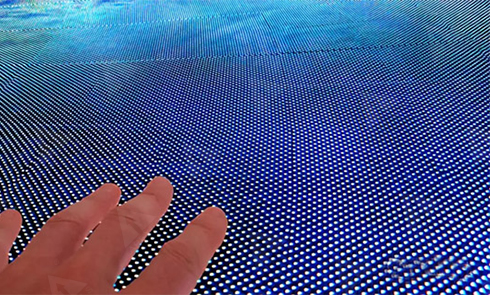 采用顶级灯珠，超高清显示不失真